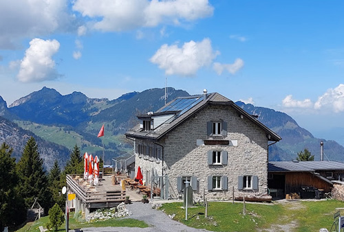Berggasthaus
Naturfreundehaus Fronalp